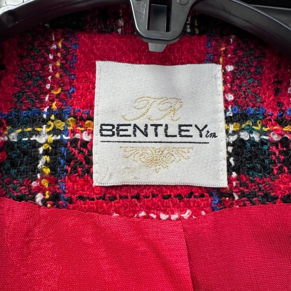 Vintage Bentley red plaid blazer. - Picture 3 of 7